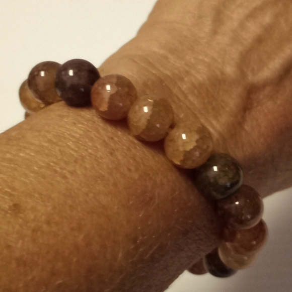 Happiness Sunstone Crackled Agate 10 MM Bead Stretch Bracelet - Picture 4 of 8